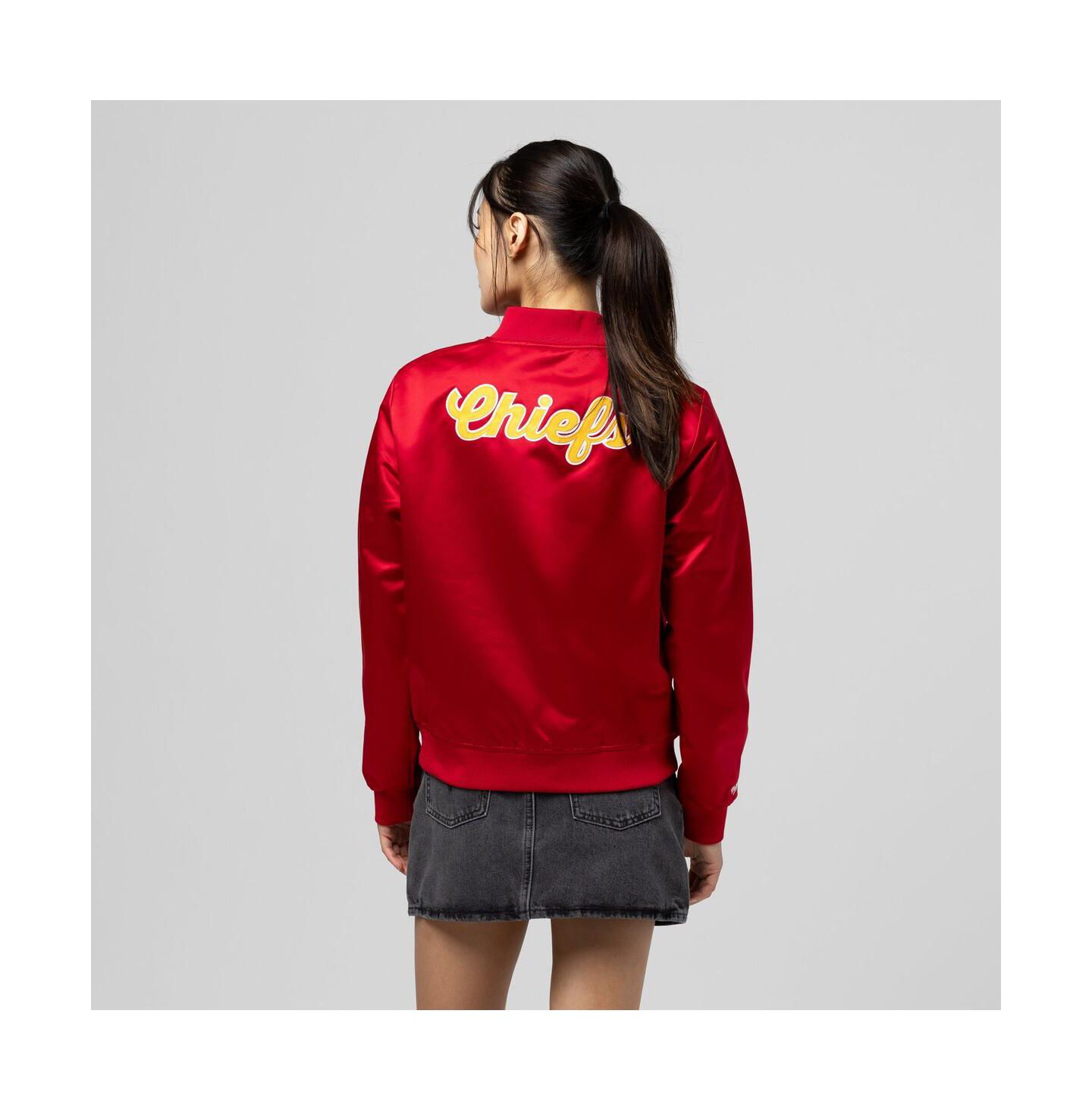 Женская куртка Mitchell & Ness Red Kansas City Chiefs Full-Snap Satin — фото 5