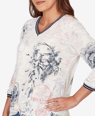 Petite Botanical Stamp Knit Twist Front Top