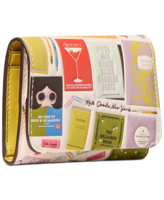 Page Turner Trifold Leather Wallet