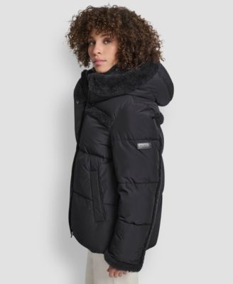 Women's Detailed Hooded Puffer Coat