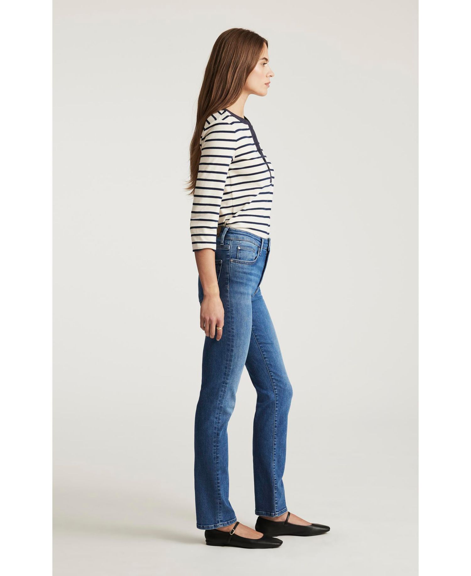 Women's Kendra Straight Leg In Mid Brushed Flex Denim