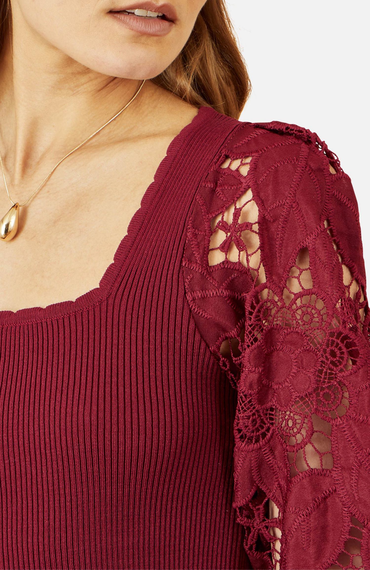 Women's Ribbed Knitted Lace Sleeve Sweater