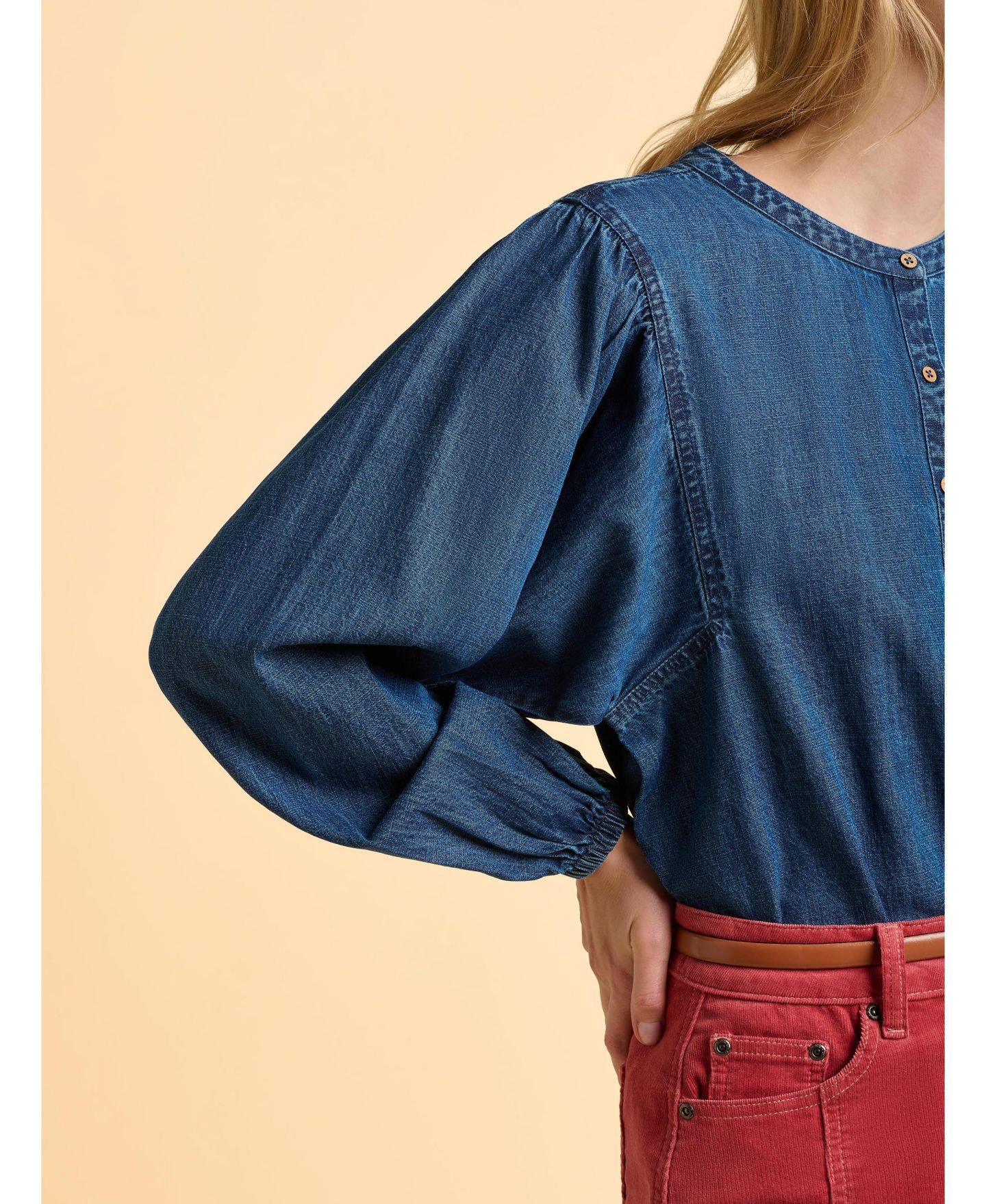 Женская рубашка Brakeburn Auri Long Sleeve Round Neck Denim, цвет: Синий — фото 6