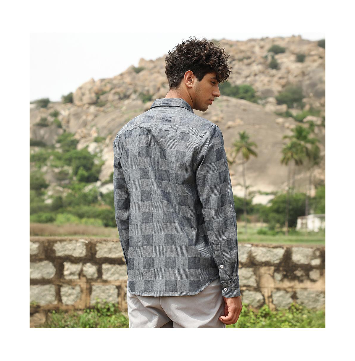 Campus Sutra Men's Moon Grey Buffalo-Jacquard Shirt