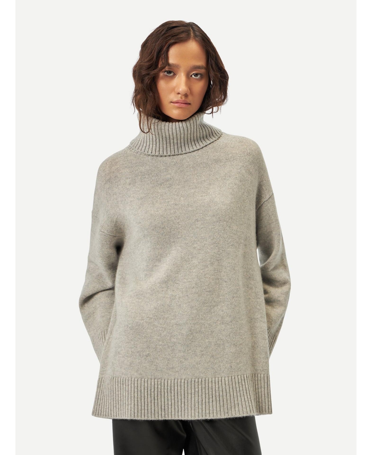 Gobi Cashmere Women's Cashmere Roll-Neck Sweater