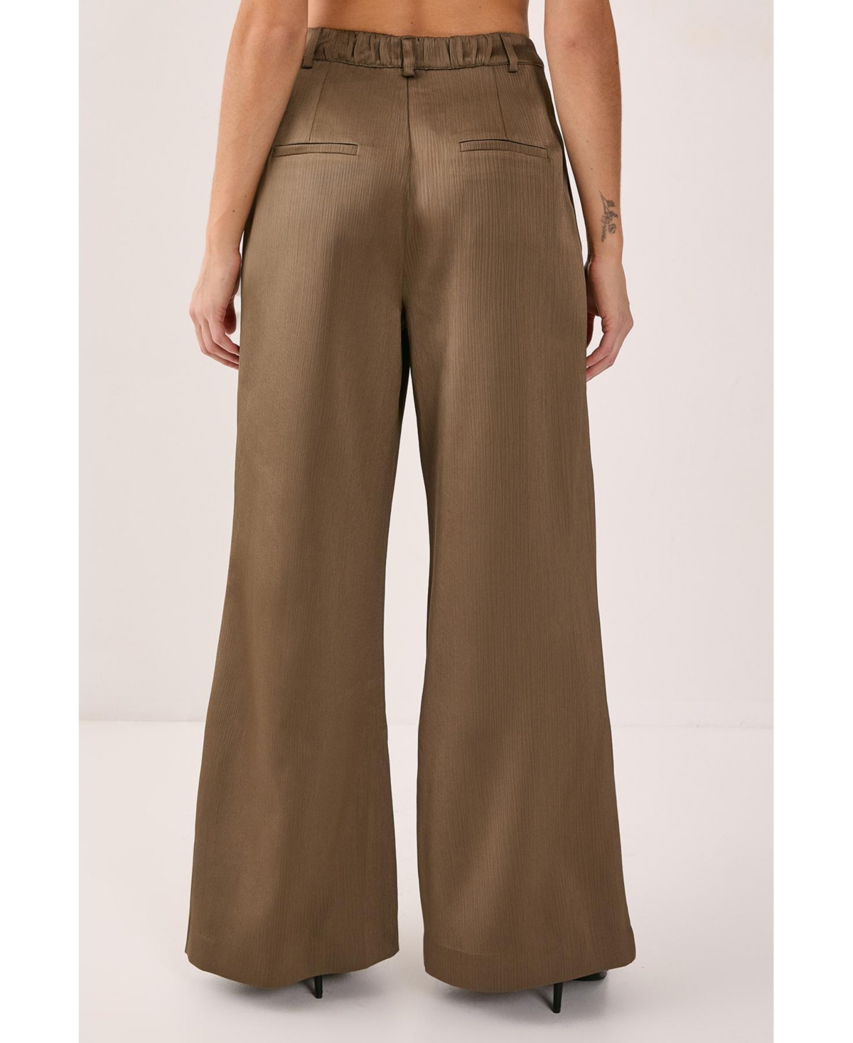 Nasty Gal Women's Satin Pleated Tailored Pants