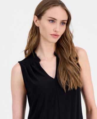 Women's V-Neck Collared Sleeveless Top