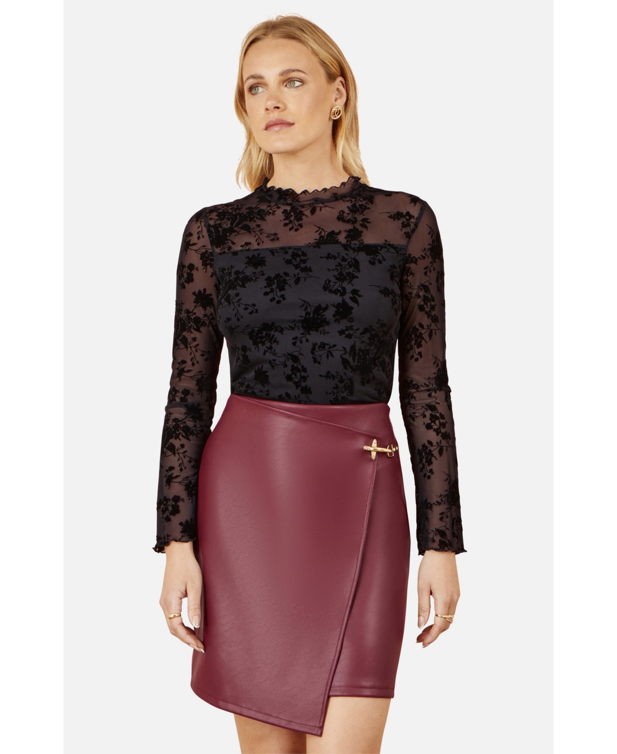 Yumi Women's Flocked Floral Stretch Mesh Top