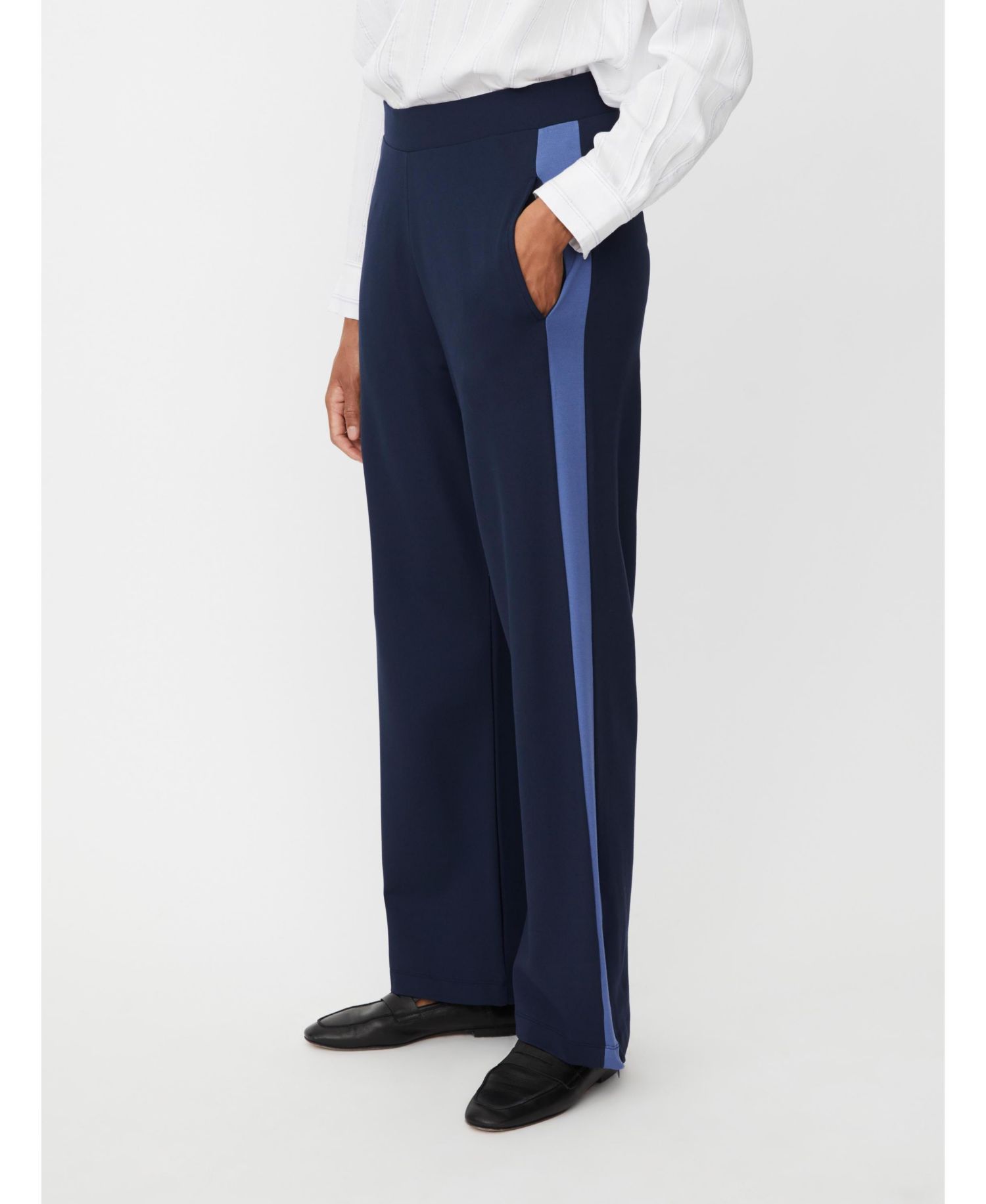 Women's Pryzona Side Stripe Trousers