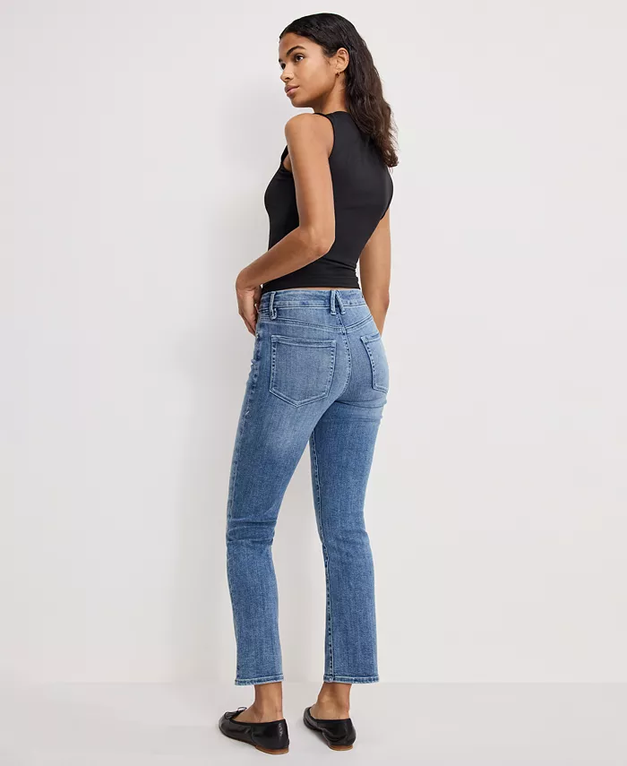 Women's Straight Leg Jeans - thumbnail 6
