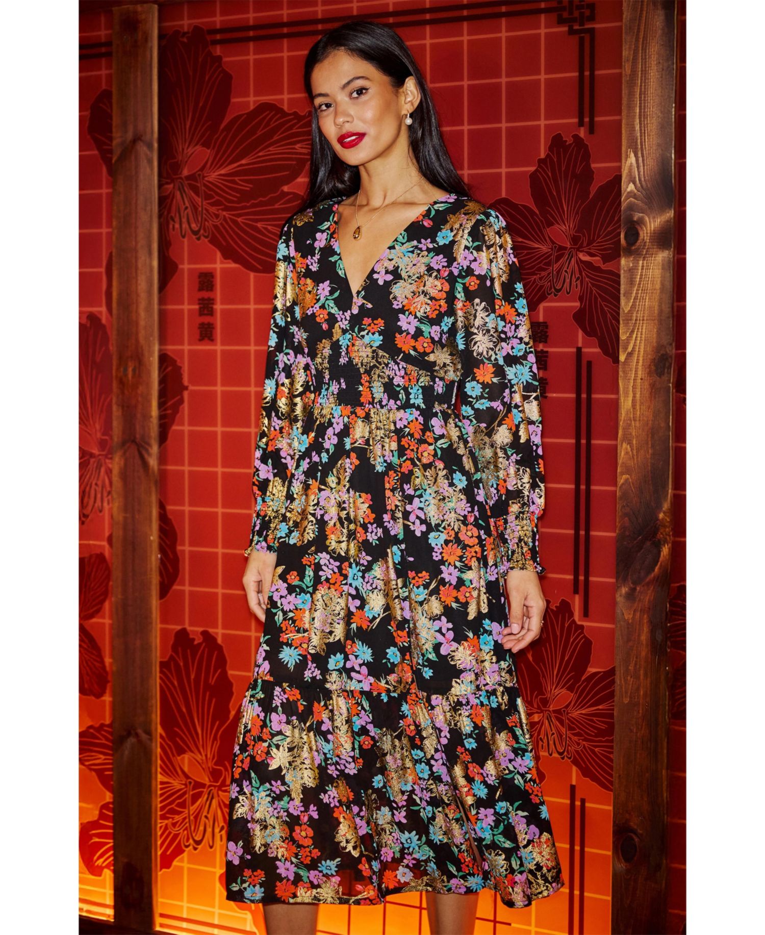 Women's Floral And Foil Ruched Midi Dress