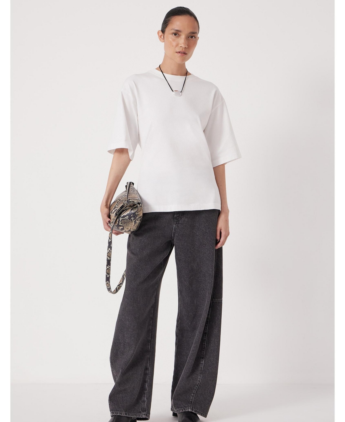 Hush Women's Zip Detail Short Sleeve T-Shirt