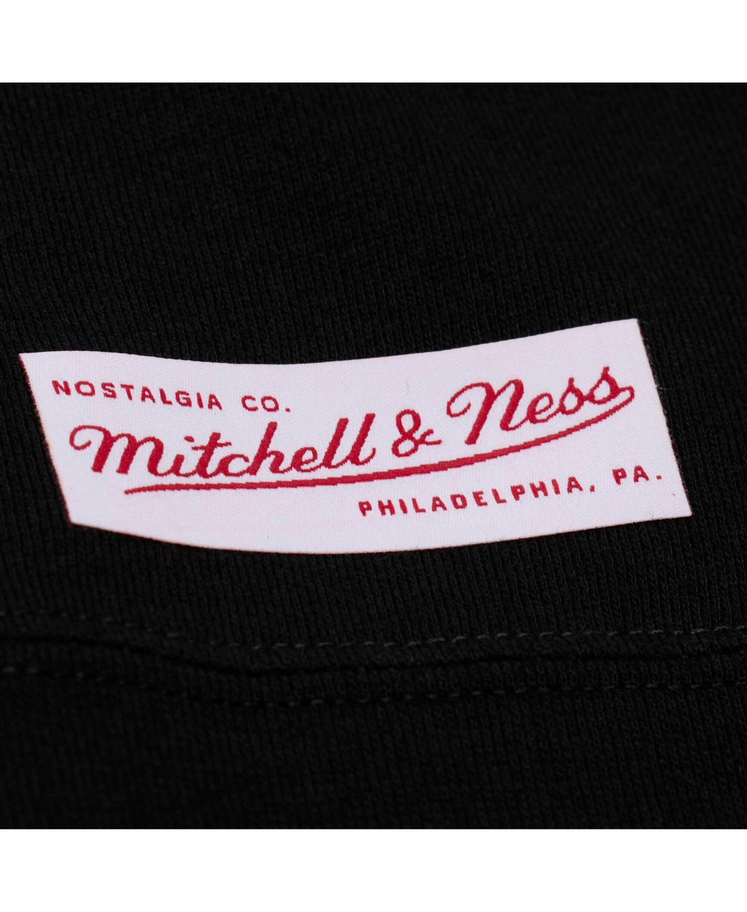Men's Black Alabama Crimson Tide Half Time Fleece Crewneck Sweatshirt