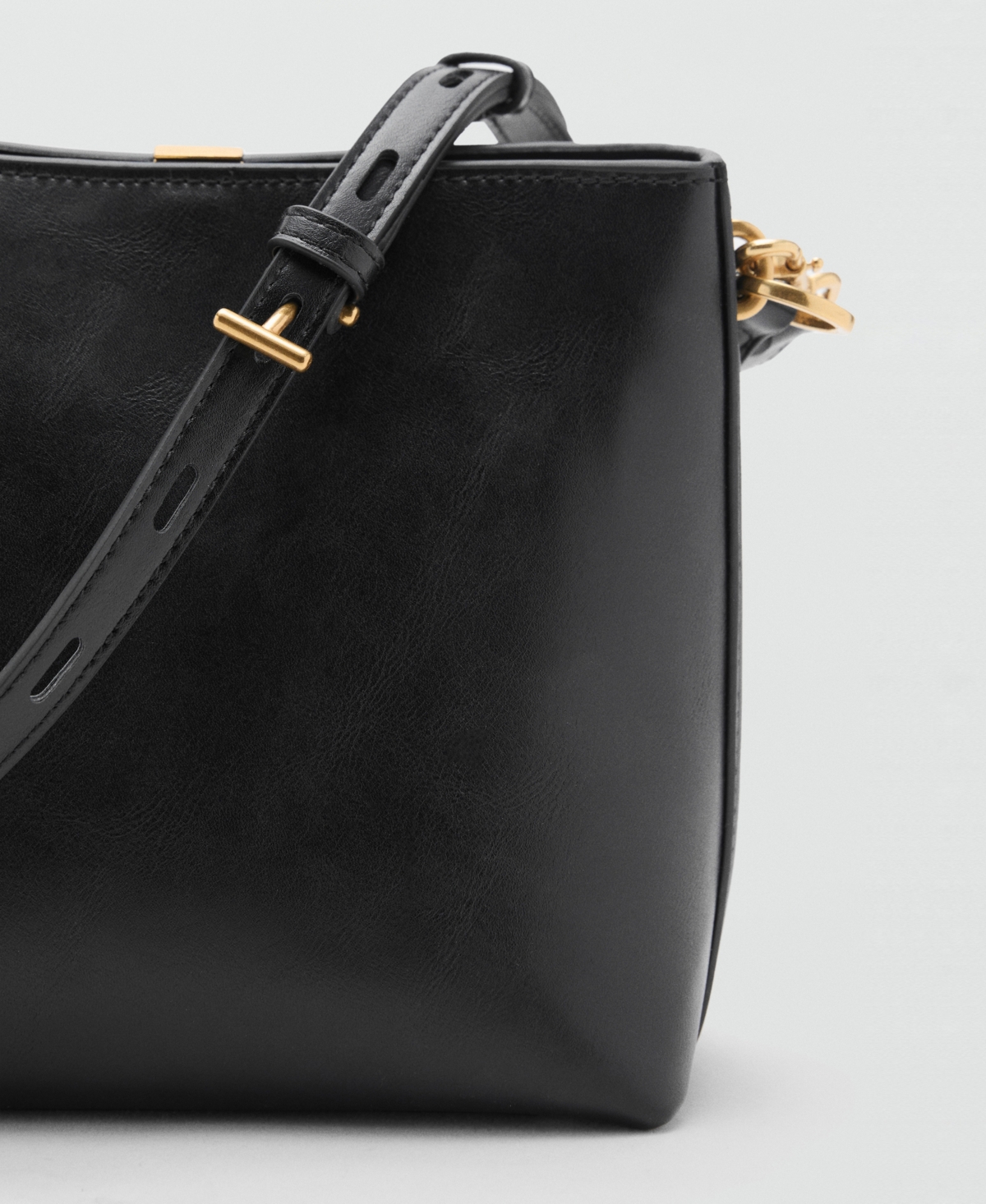 Mango Women's Metal Detail Bucket Bag