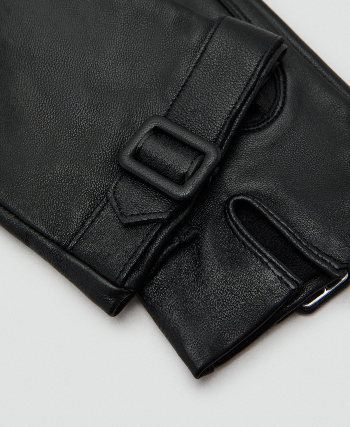 Mango Women's Buckle Leather Gloves