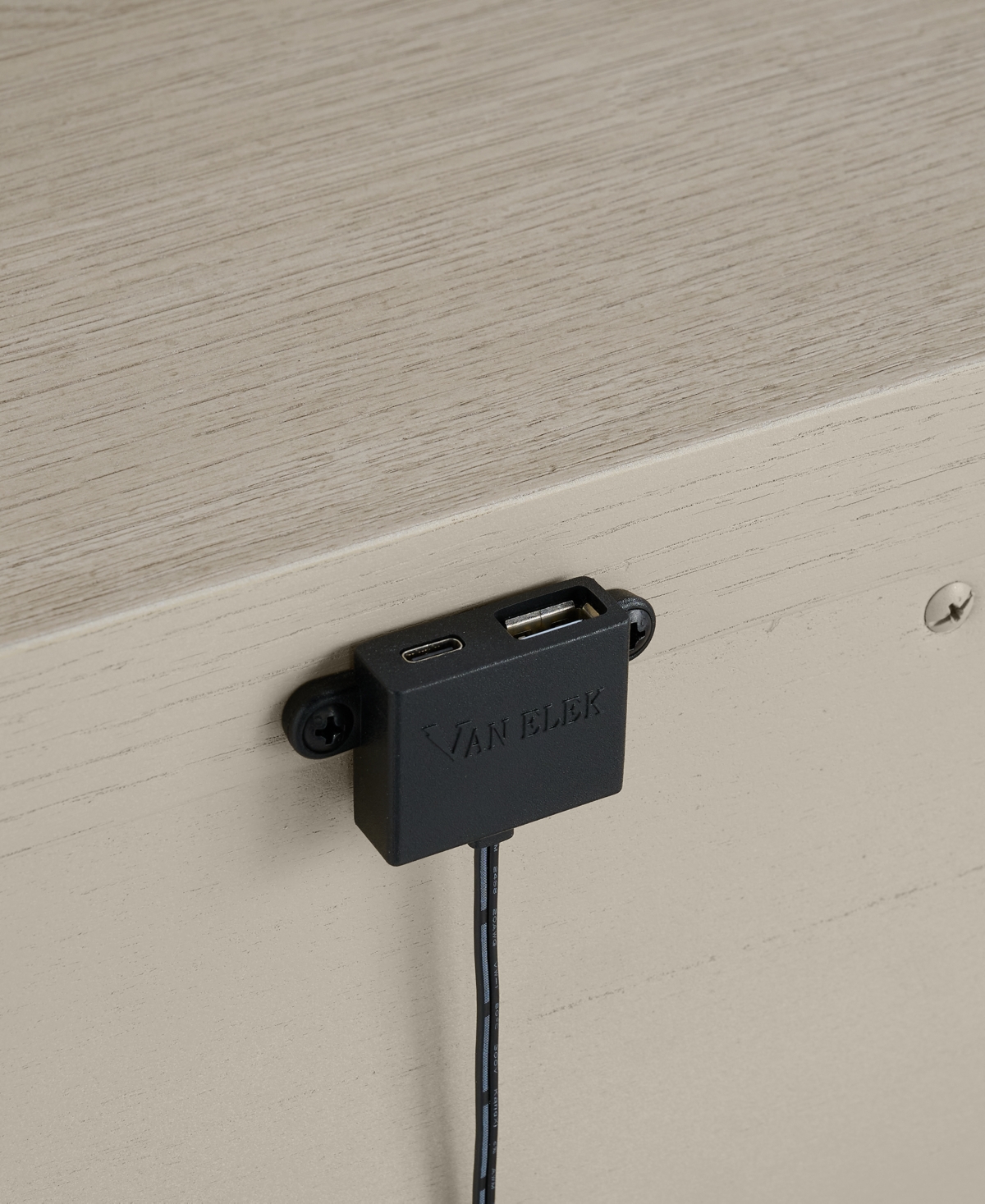 Furniture Sirena Drawer Storage Nightstand