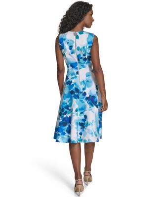 Women's Sleeveless Crewneck Dress