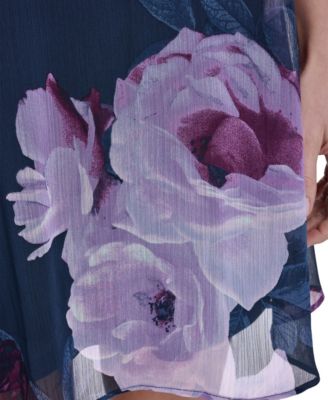 Women's Three-Quarter Sleeve V-Neck Short Dress