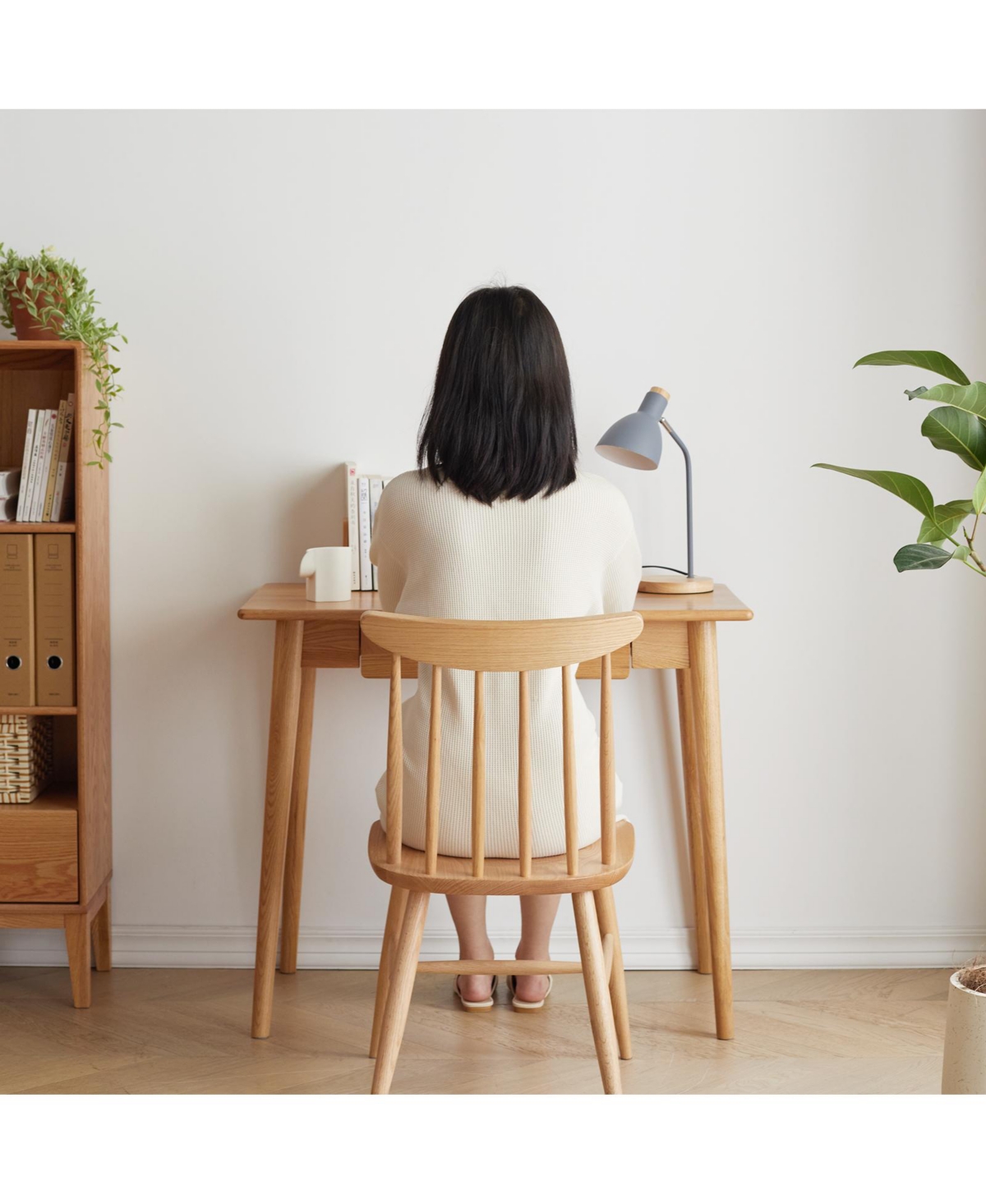 sumyeg Solid Oak Wood Computer Desk with Drawer and Natural Wood Grain