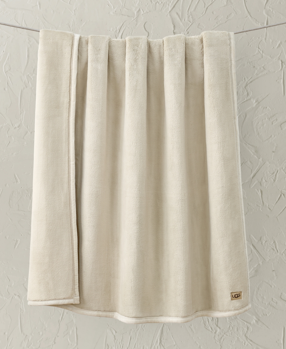 Ugg Coco Soft Throw, 50" X 70" In Neutral