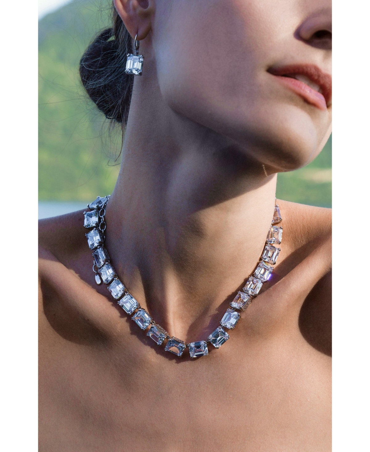 Retro Chic Coconut Glow Necklace