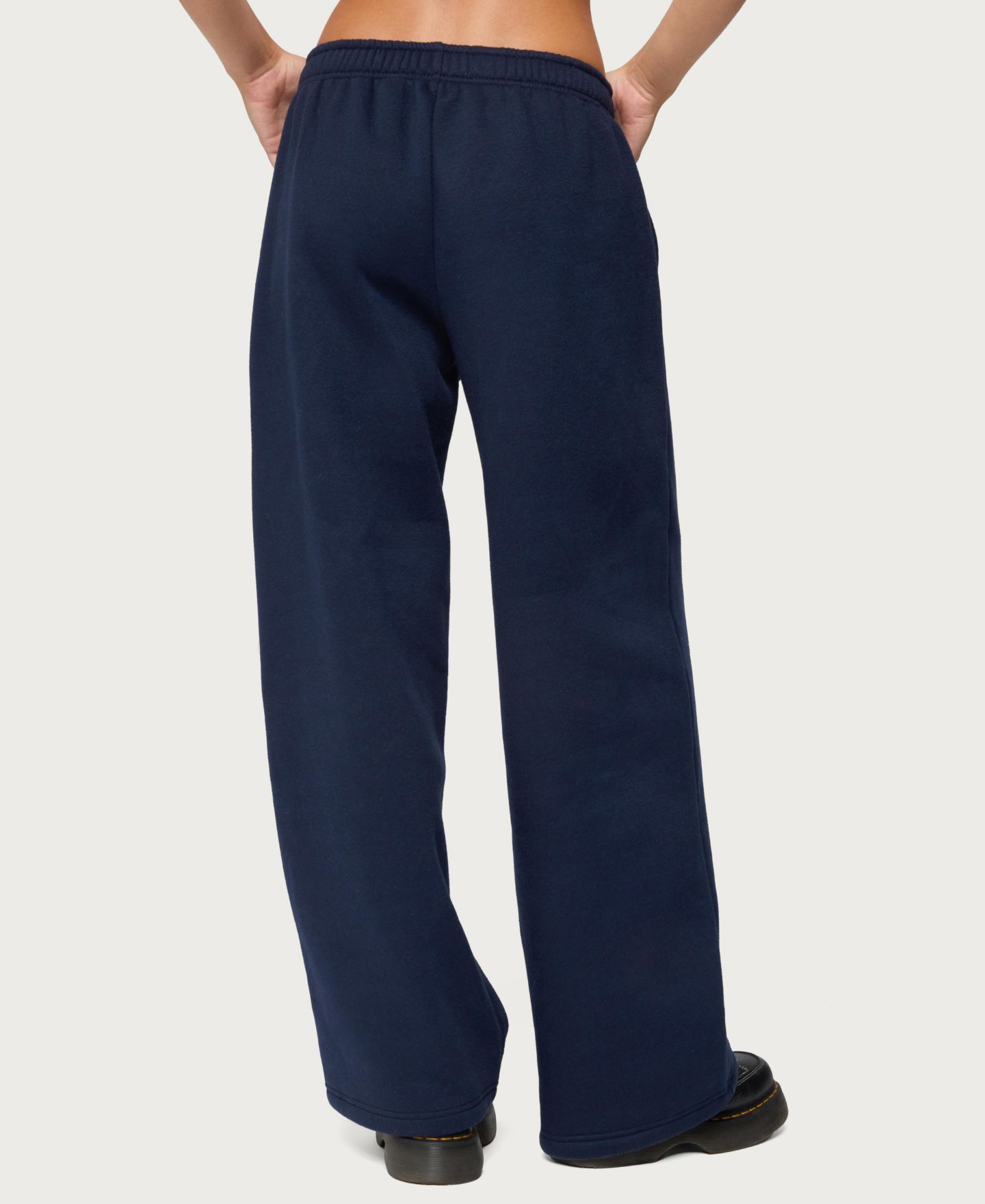 Женские брюки Edikted I Heart London Sweatpants, цвет: Тёмно-синий — фото 2