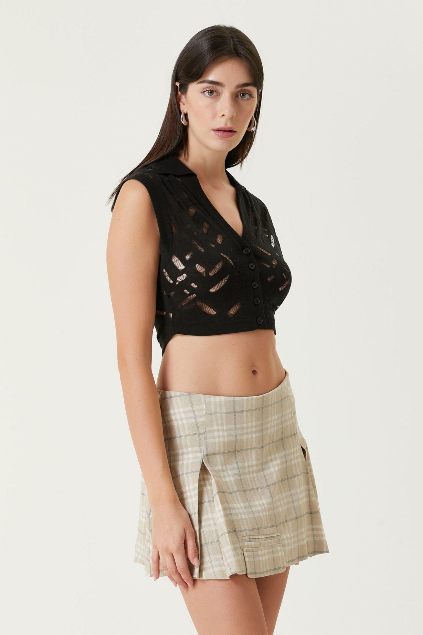 Женский топ PCFG Cropped Ripped Knit, цвет: Угольно-чёрный — фото 7