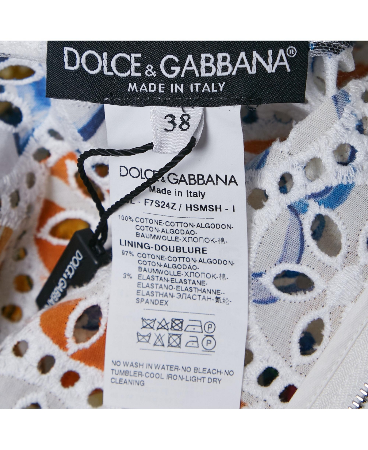 Pre-Owned Dolce & Gabbana Women's Black And Beige Dice Key Printed Silk Short Sleeve Top