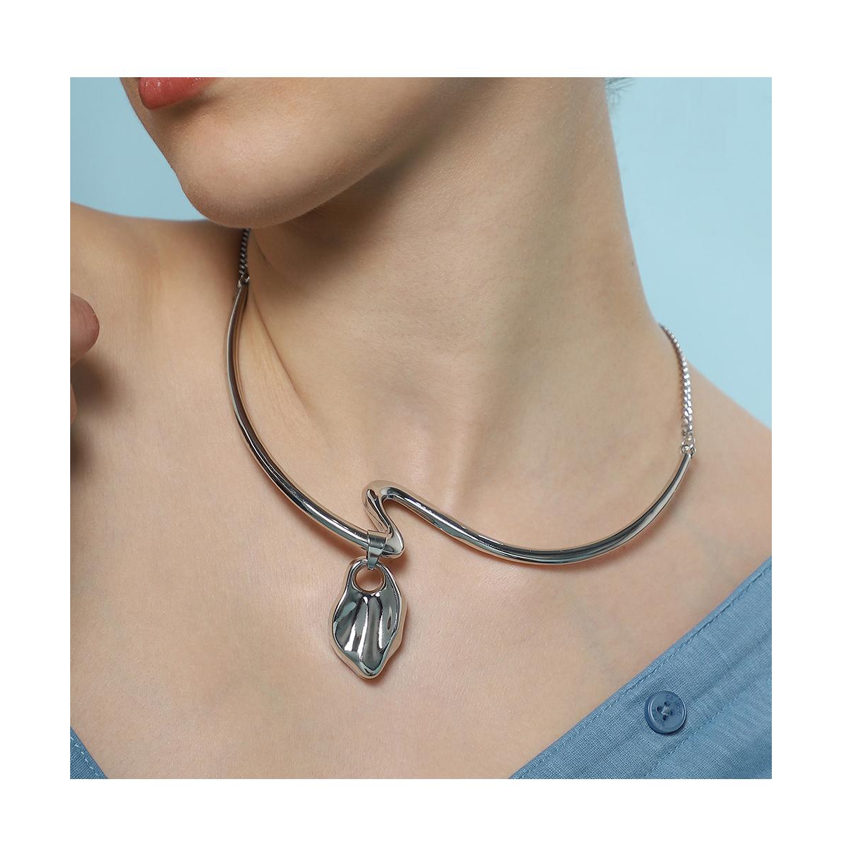 Sohi Women's The Ripple-Shell Collar Necklace - Chrome Silver