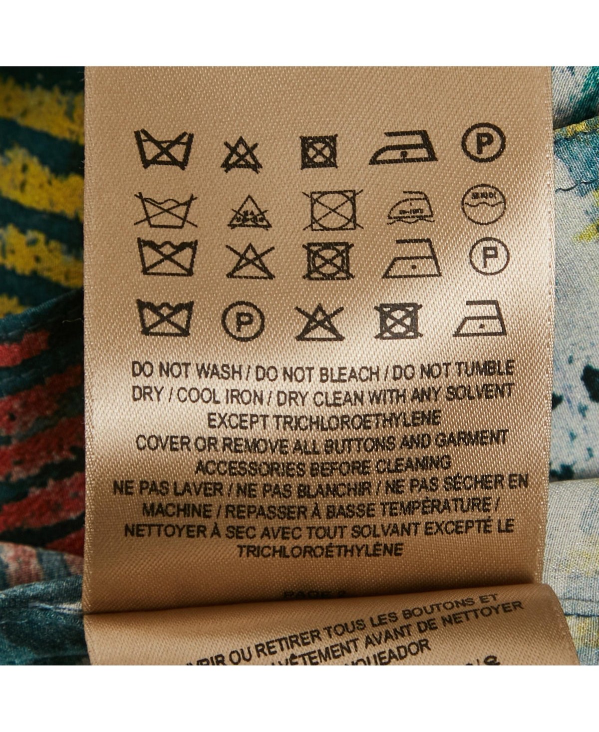 Pre-Owned Burberry Women's Green Reclining Figures Silk Trench Midi Dress