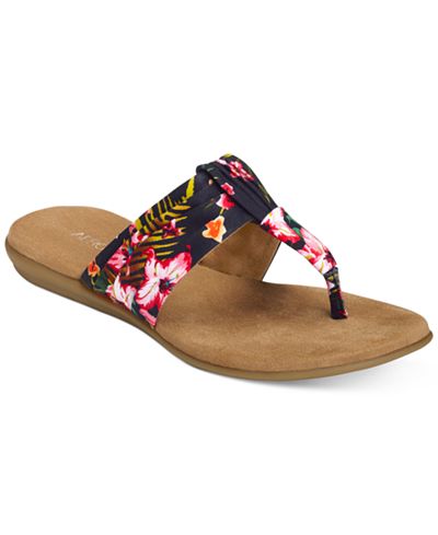 Aerosoles Chlairvoyant Flat Sandals