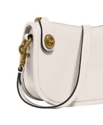 Swinger Medium Leather Shoulder Bag