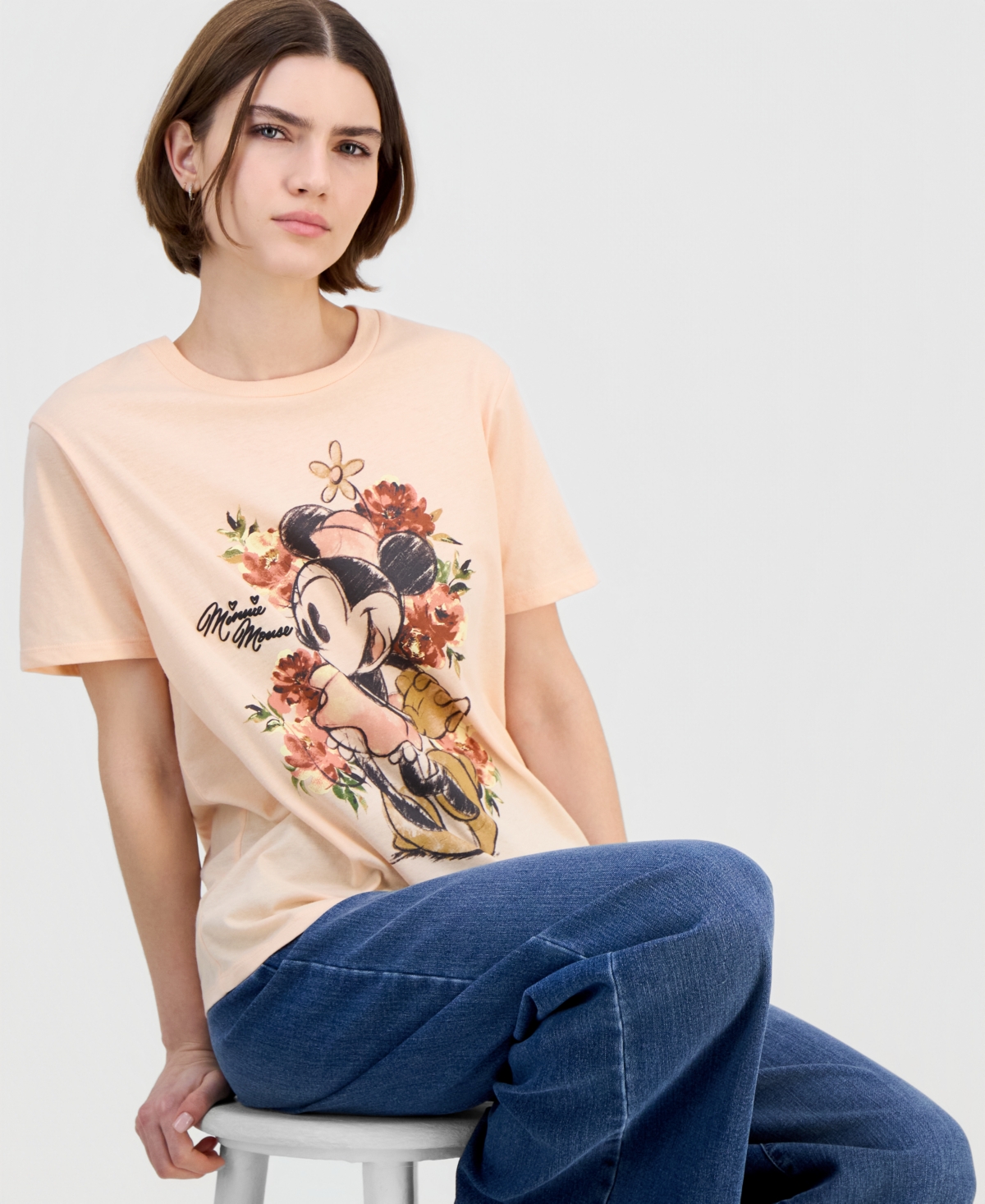 Disney Juniors' Minnie Mouse Floral Graphic T-Shirt