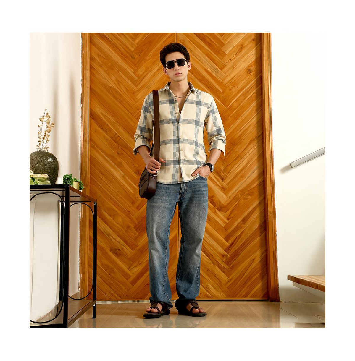 Campus Sutra Men's Checkered Cotton Blend Full Sleeve Shirt