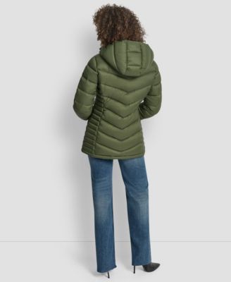 Women's Chevron-Quilted Full-Zip Puffer Jacket