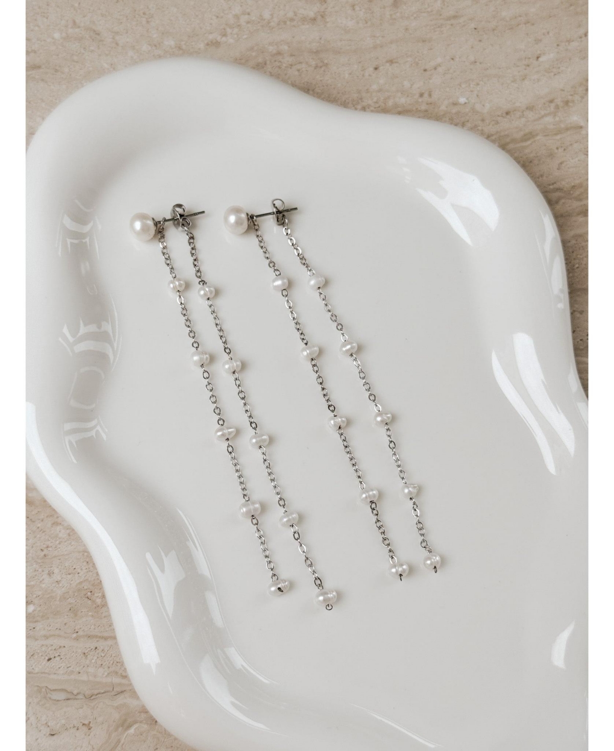 Lara Pearl Drop Earrings