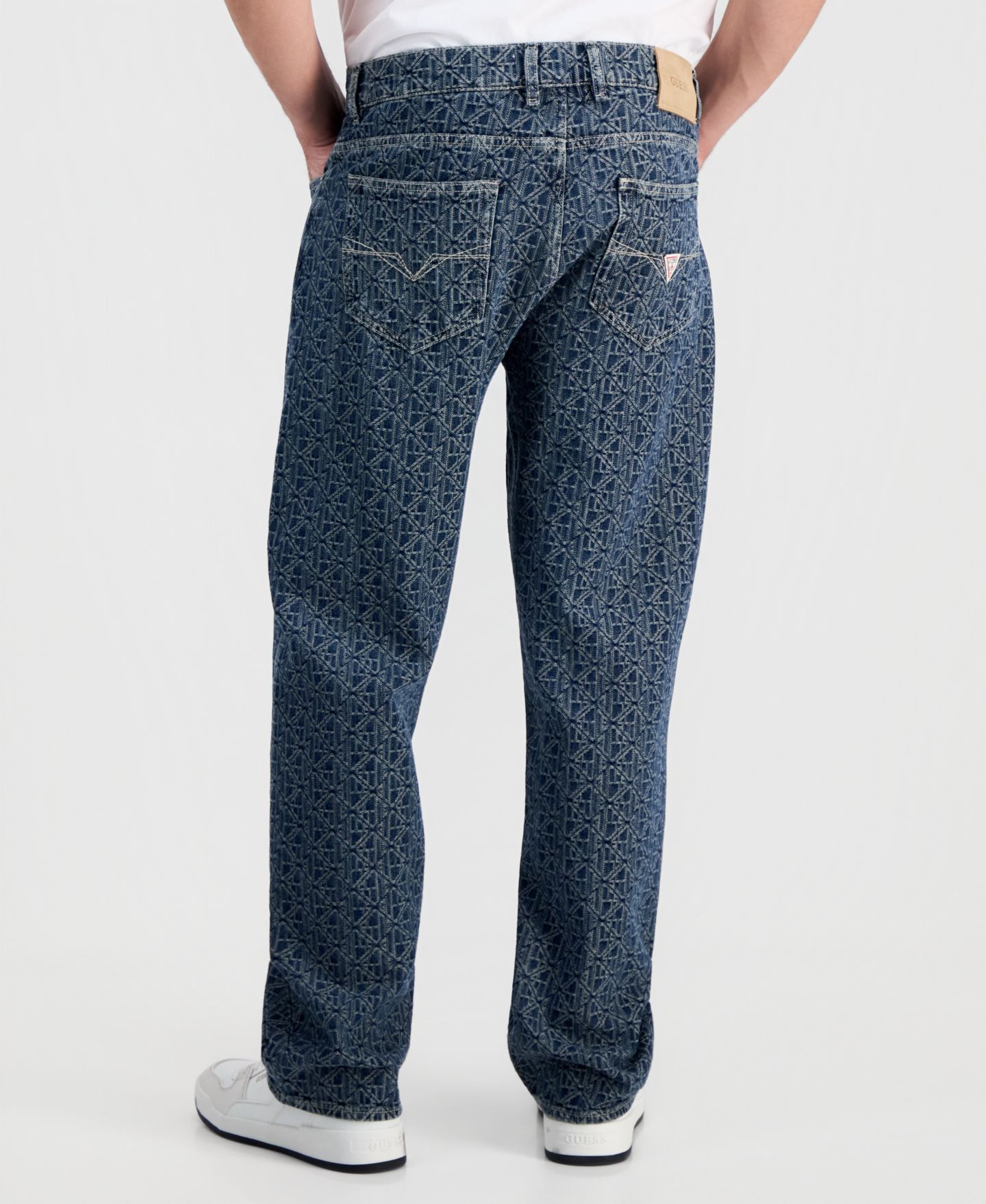 Мужские джинсы GUESS Damon Logo-Print Cotton Relaxed, цвет: Defender — фото 4