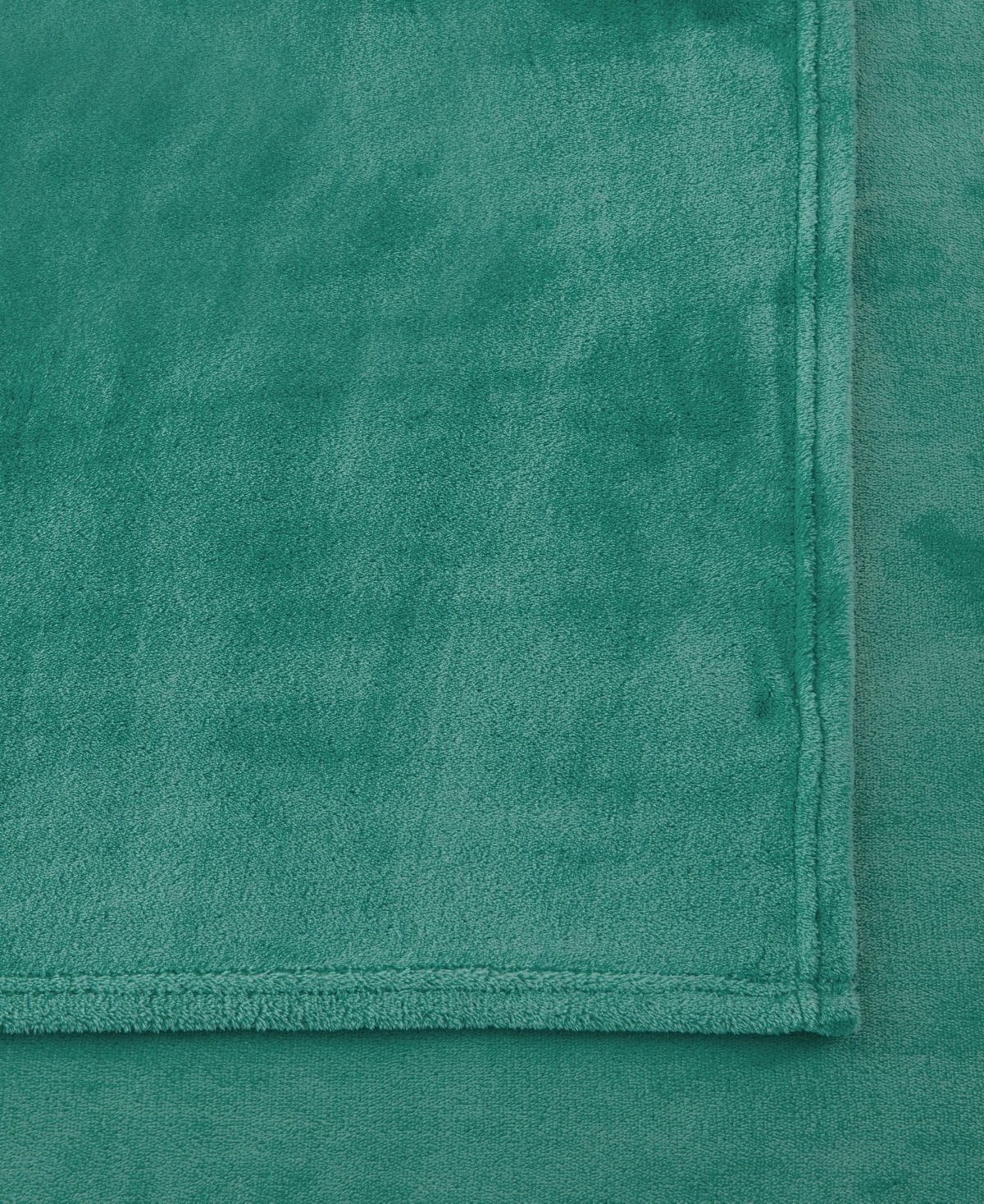 Linery & Co. Ultra-Soft Velvet Plush Solid Sheet Set