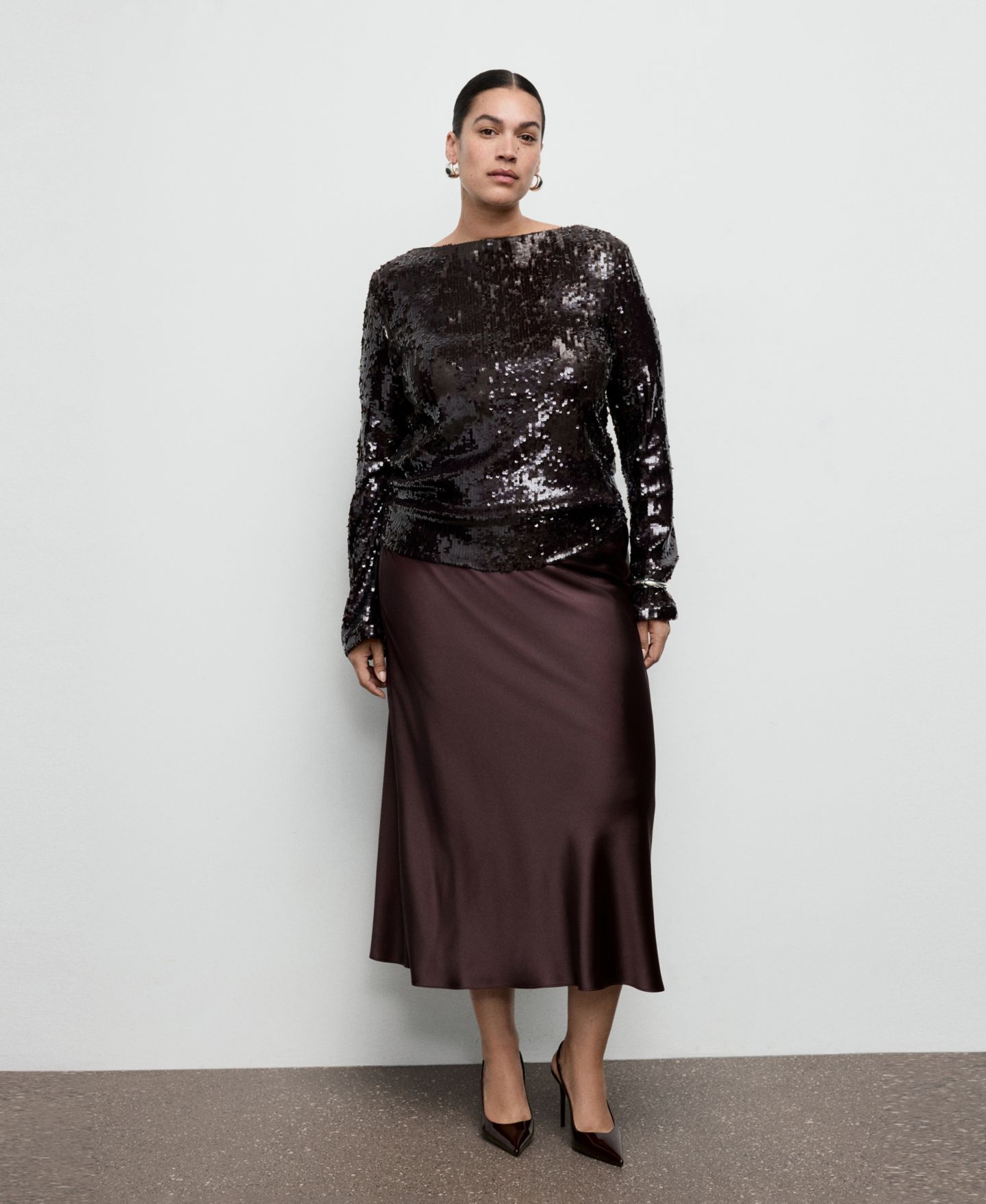 Женский топ Mango Bell-Sleeved Sequins, цвет: Коричневый — фото 2