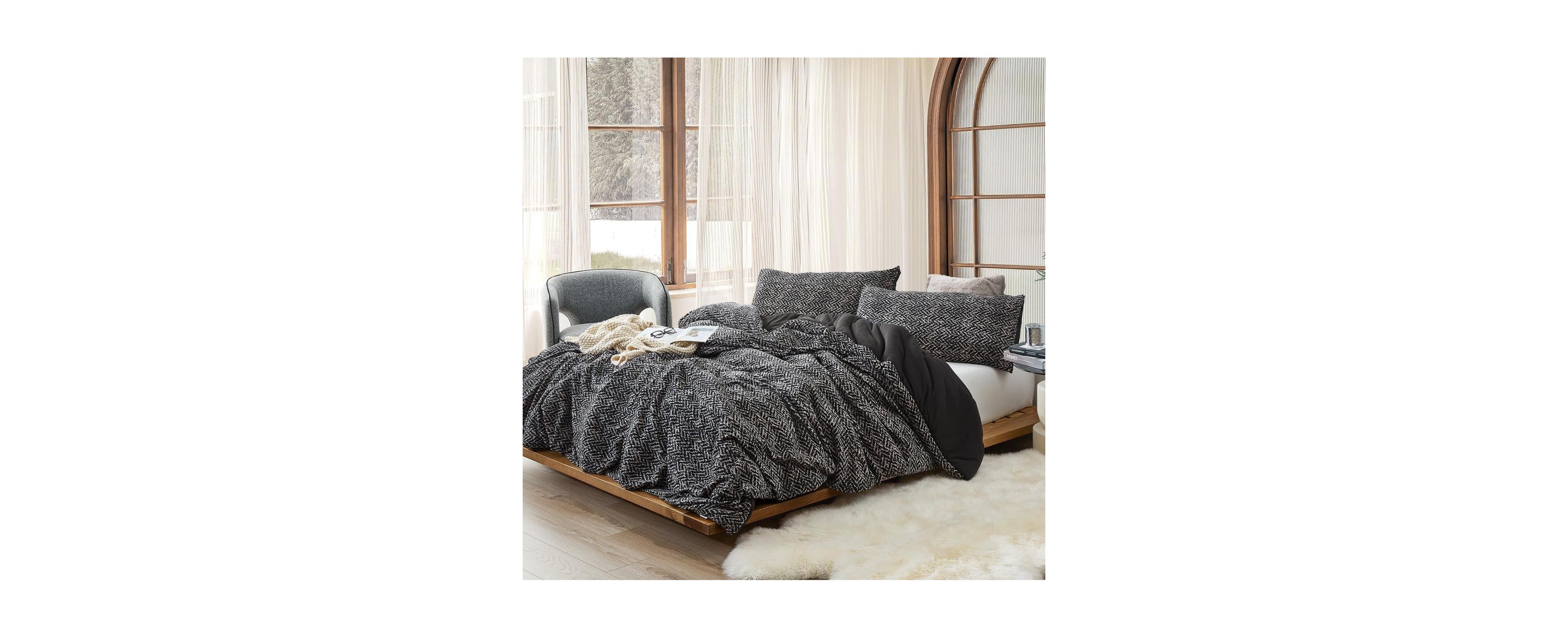 Coma Inducer Peak of Cozy Oversized Comforter