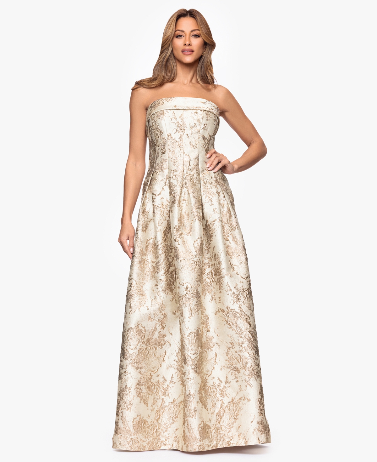 Xscape Women's Brocade Strapless Ball Gown