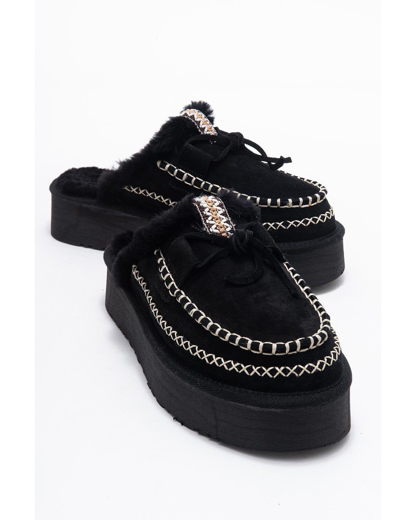 Женские тапочки Forever & Always Shoes Yalina Leather Platform Moccasin Slippers, цвет: Чёрный замшевый кожаный — фото 6
