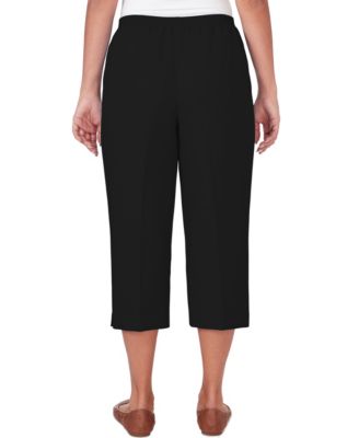 Women's Classic Button Hem Gathered Waistband Capri Pants