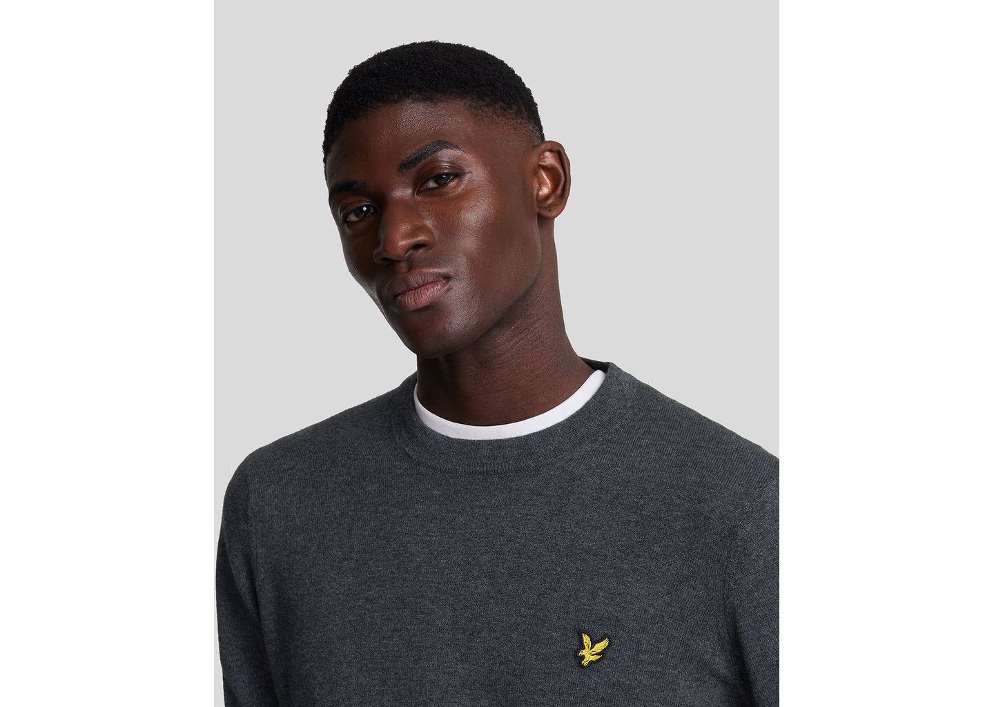 Мужской свитер Lyle & Scott Cotton Merino Crew Neck, цвет: Угольный меланжевый — фото 4