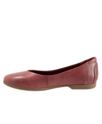 Women's Iris Flat