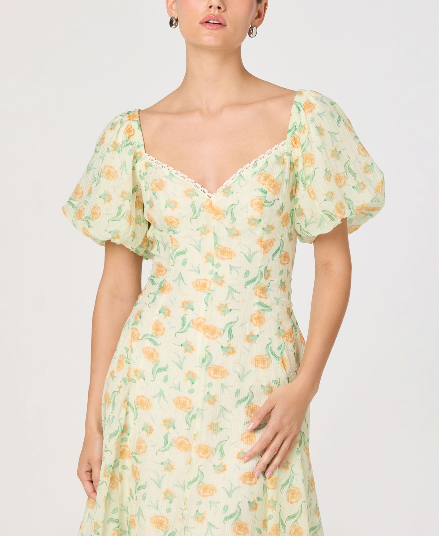 Женское платье ASTR the Label Floral Sweetheart Neck Puff-Sleeve, цвет: Жёлтый разноцветный с принтом — фото 3