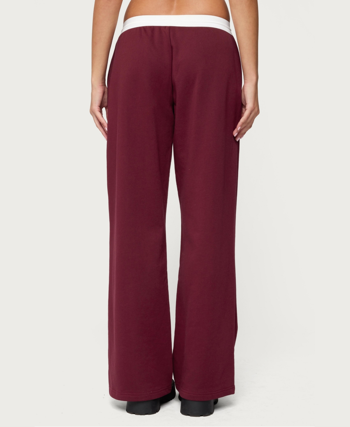 Edikted Womens Brookie Sweatpants