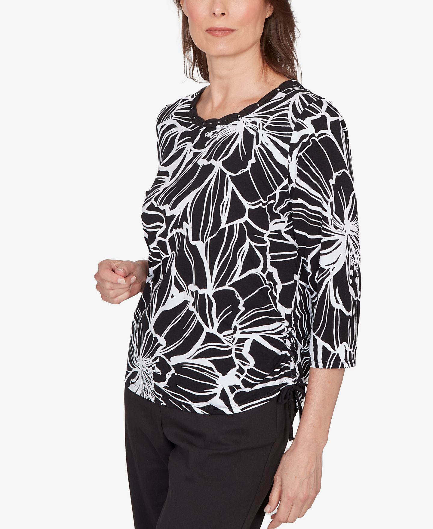 Женский топ Alfred Dunner Petite Classic Floral Linework Side Tie Ruched, цвет: Muneutr — фото 2