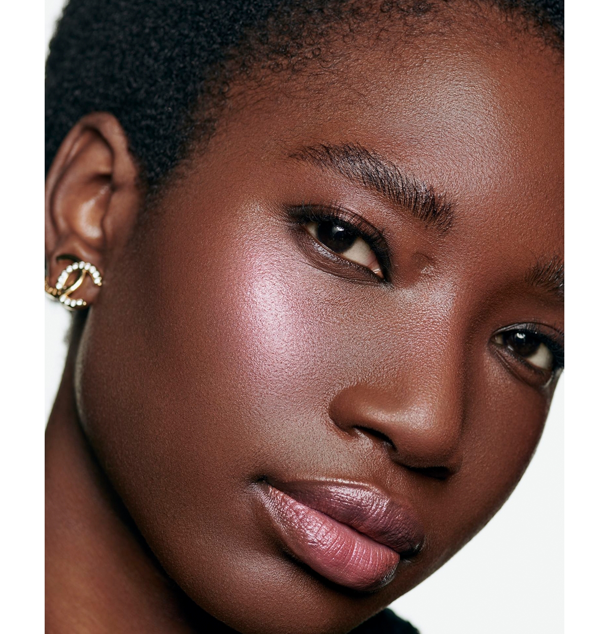 CHANEL Baume Essentiel Multi-Use Glow Stick, 0.28 oz.