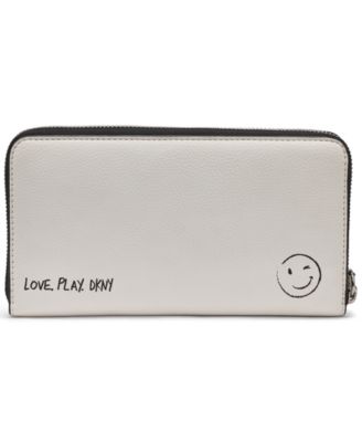 Women's Bryar Zipper Around Wallet